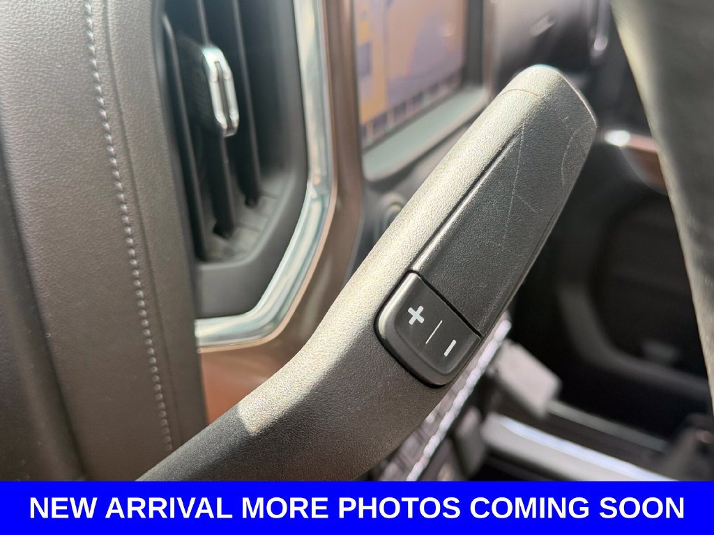 Used 2019 Chevrolet Silverado 1500 High Country w/ Technology Package AWD/4WD image 32