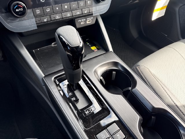 New 2026 Subaru Outback Limited AWD/4WD image 30