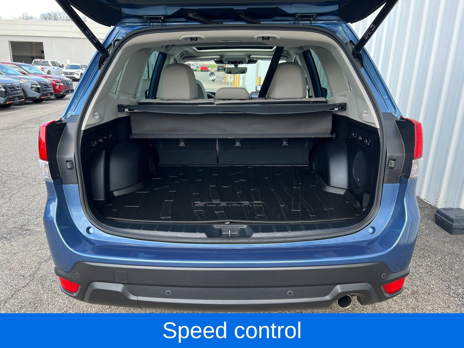 Used 2023 Subaru Forester Limited AWD/4WD image 40