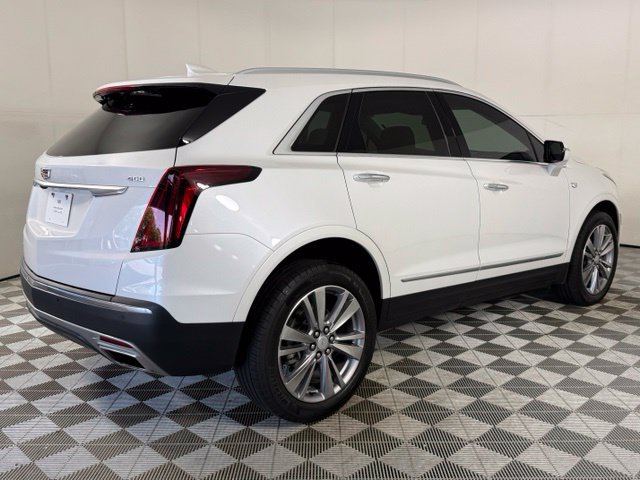 Certified 2024 Cadillac XT5 Premium Luxury FWD image 9