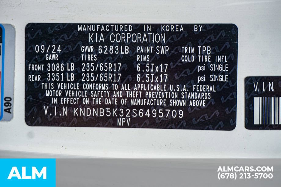 Used 2025 Kia Carnival FWD image 59