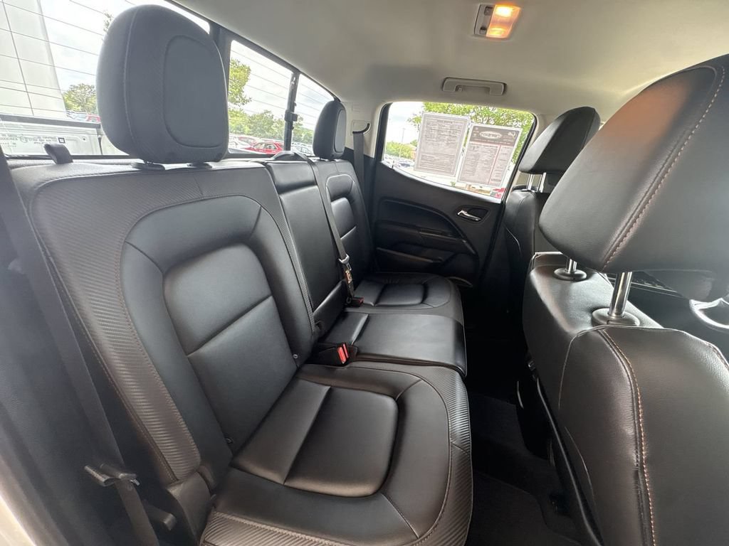 Certified 2022 GMC Canyon AT4 w/ Trailering Package AWD/4WD image 27