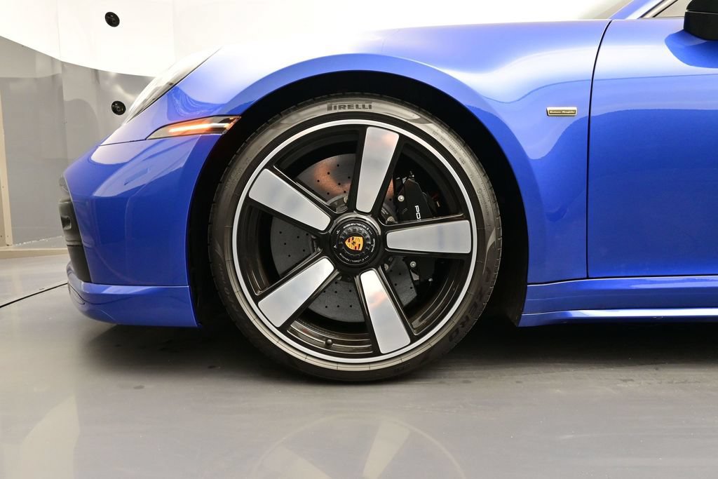 Used 2023 Porsche 911 Sport Classic RWD image 6