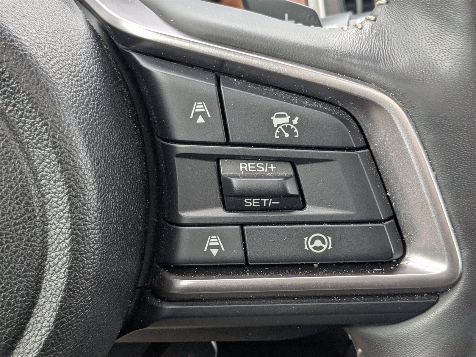 Used 2025 Subaru Outback Touring XT image 29