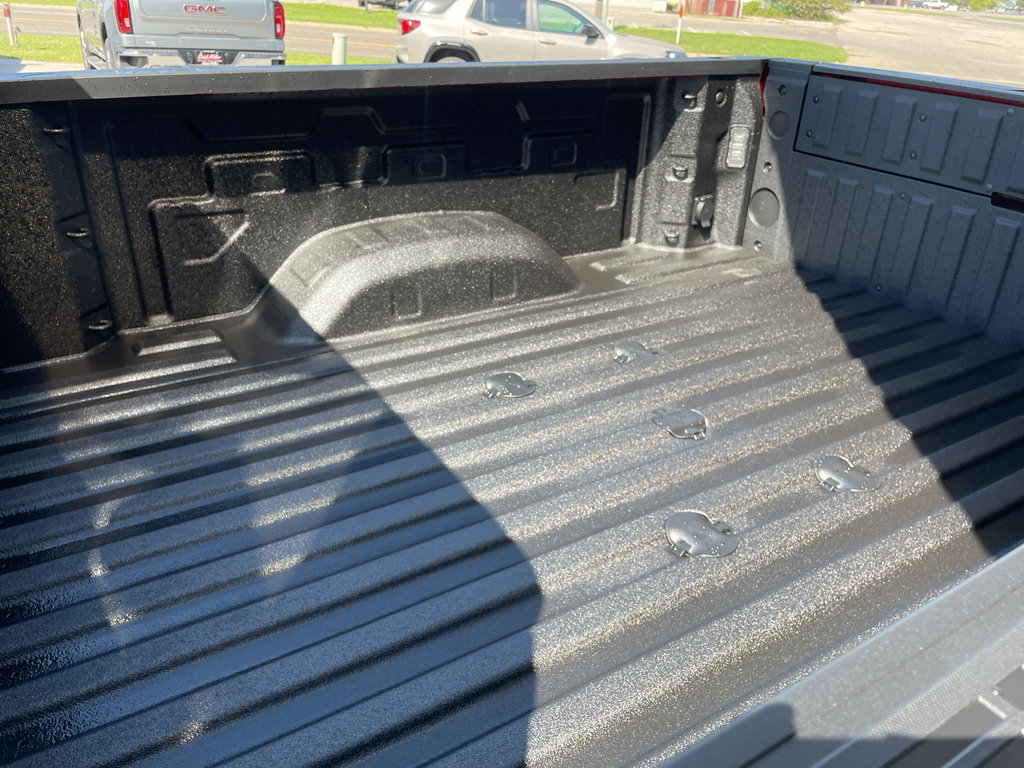 New 2025 GMC Sierra 2500 SLT w/ SLT Convenience Package image 24