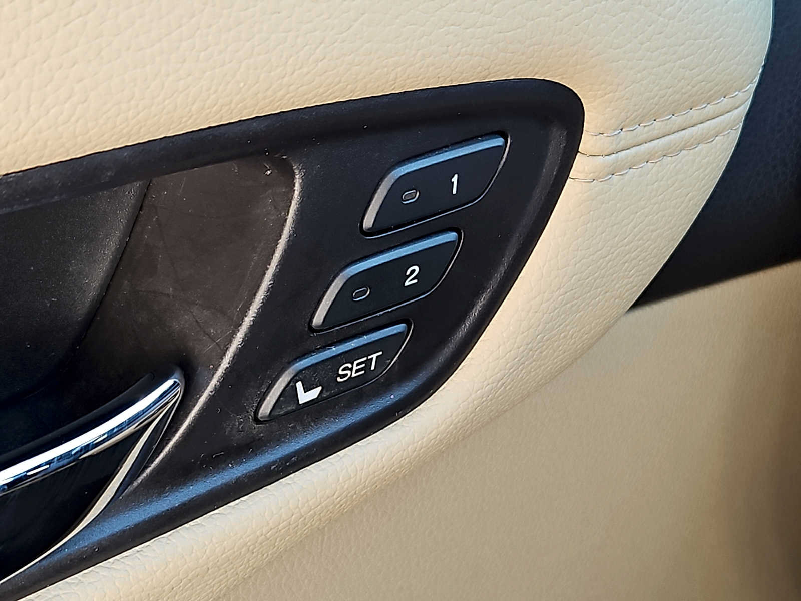 Used 2018 Acura RDX FWD image 25