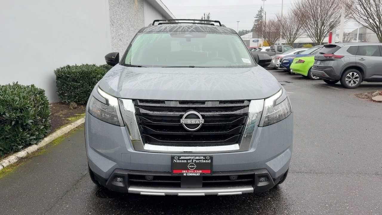 New 2025 Nissan Pathfinder Platinum w/ Cargo Package image 4