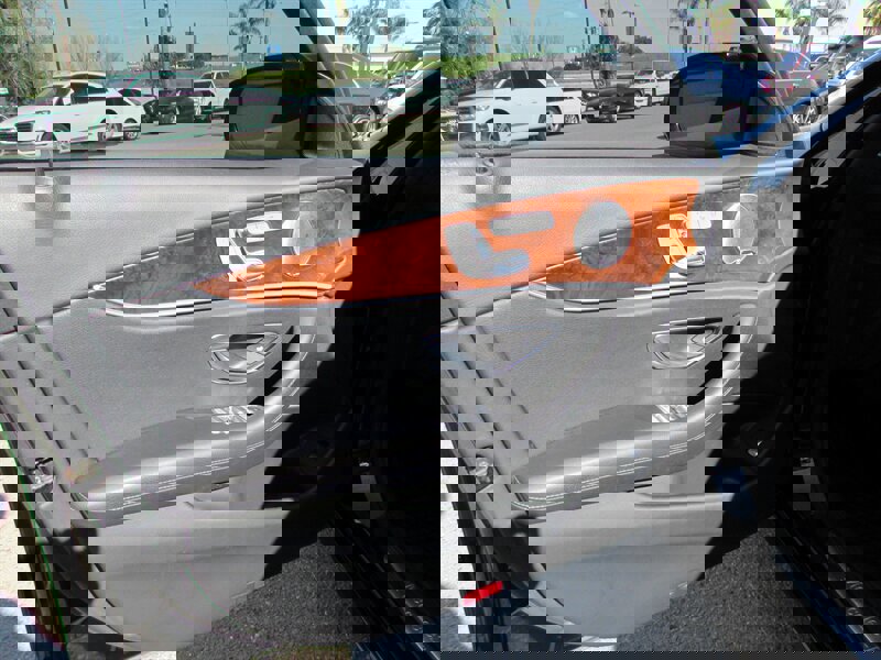 Used 2017 Mercedes-Benz E 400 4MATIC Wagon image 5