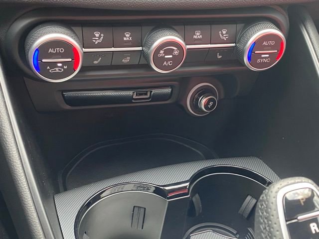 New 2025 Alfa Romeo Giulia AWD image 30