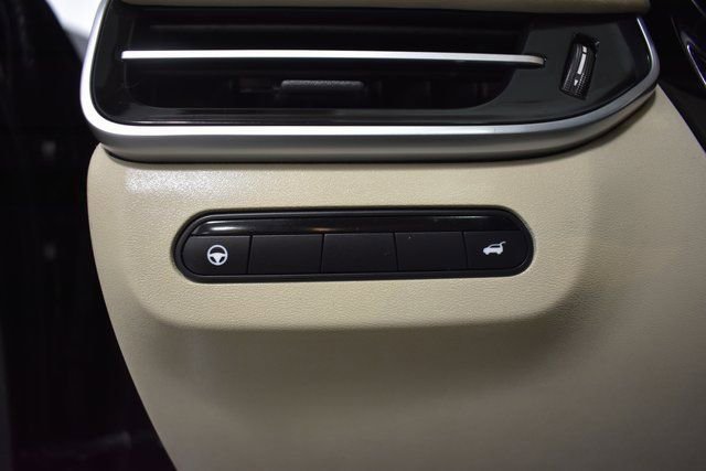 Used 2023 INFINITI QX60 Luxe image 19