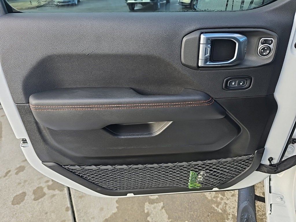 Used 2023 Jeep Gladiator Mojave w/ Trailer Tow Package image 21