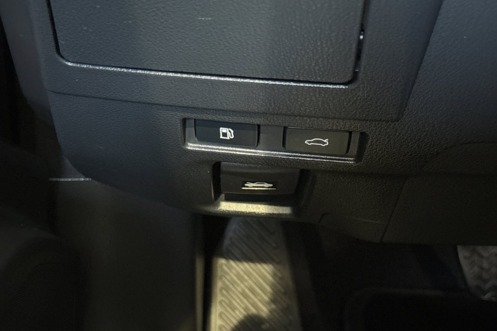 Certified 2025 Lexus ES 350 w/ Premium Package FWD image 35