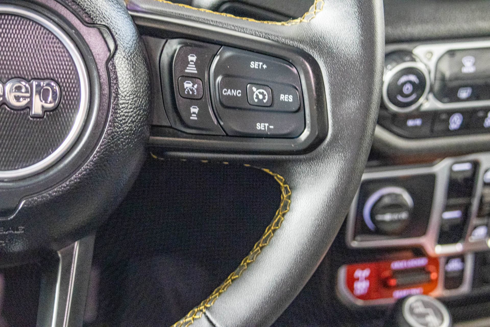 Used 2024 Jeep Wrangler Willys image 36