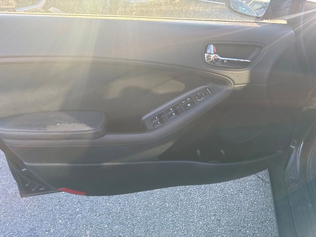 Used 2014 Kia Forte EX FWD image 15