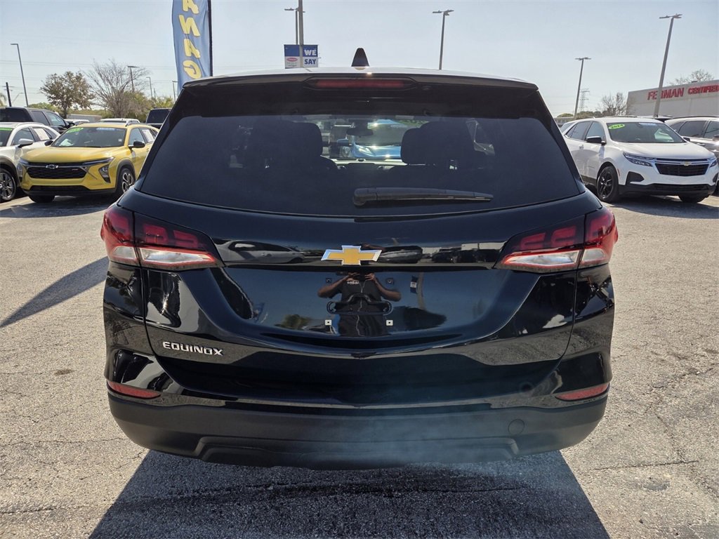 Used 2023 Chevrolet Equinox LS w/ LS Convenience Package image 12