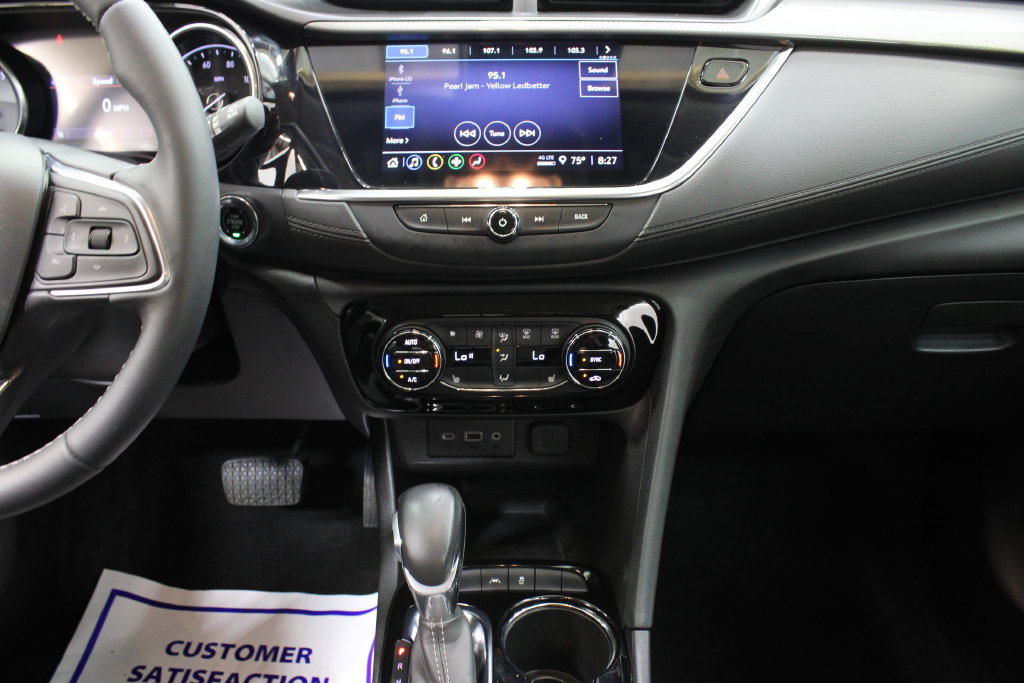 Used 2022 Buick Encore GX Select FWD image 21