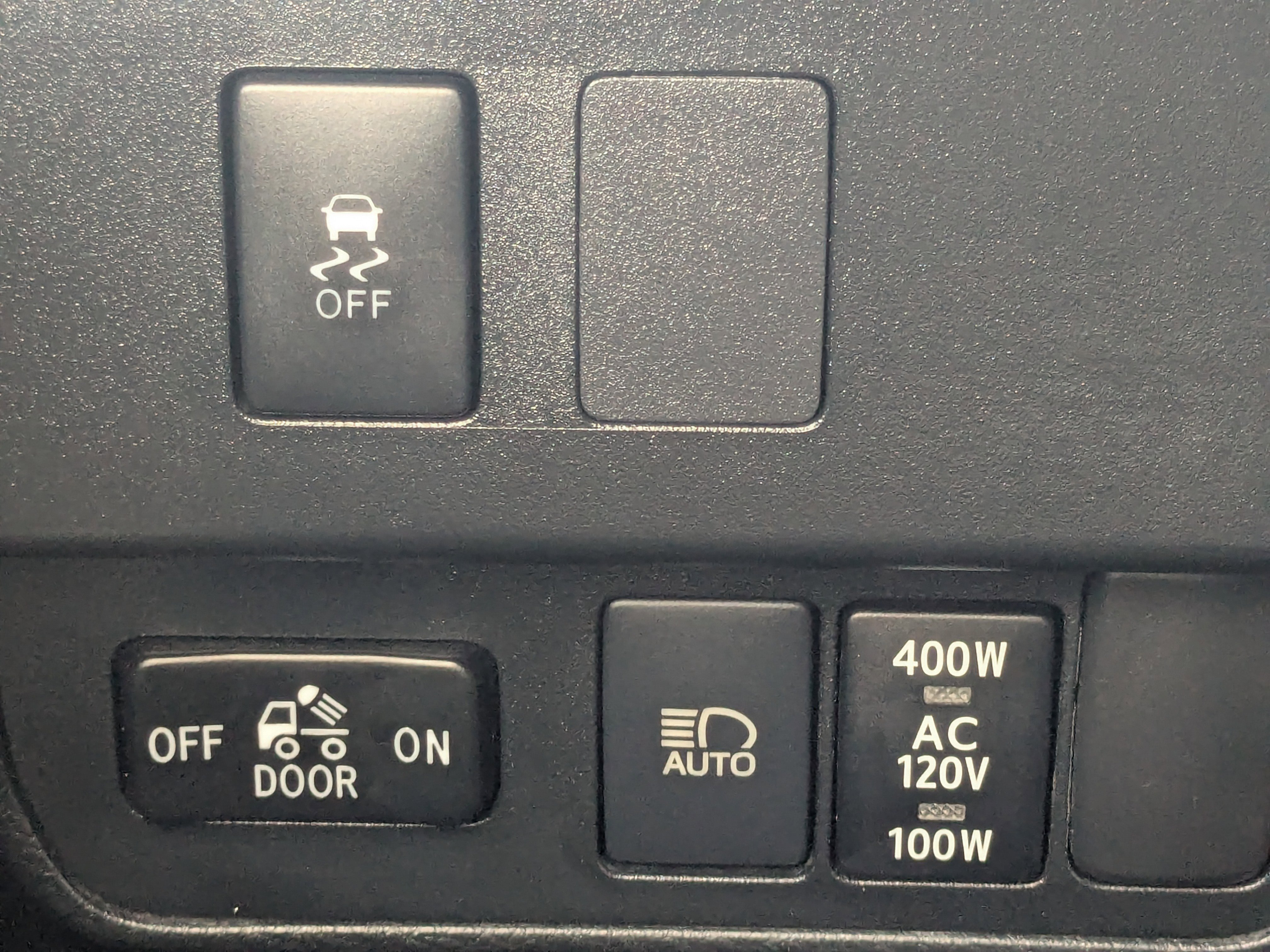 Used 2021 Toyota Tacoma TRD Sport w/ Technology Package image 29