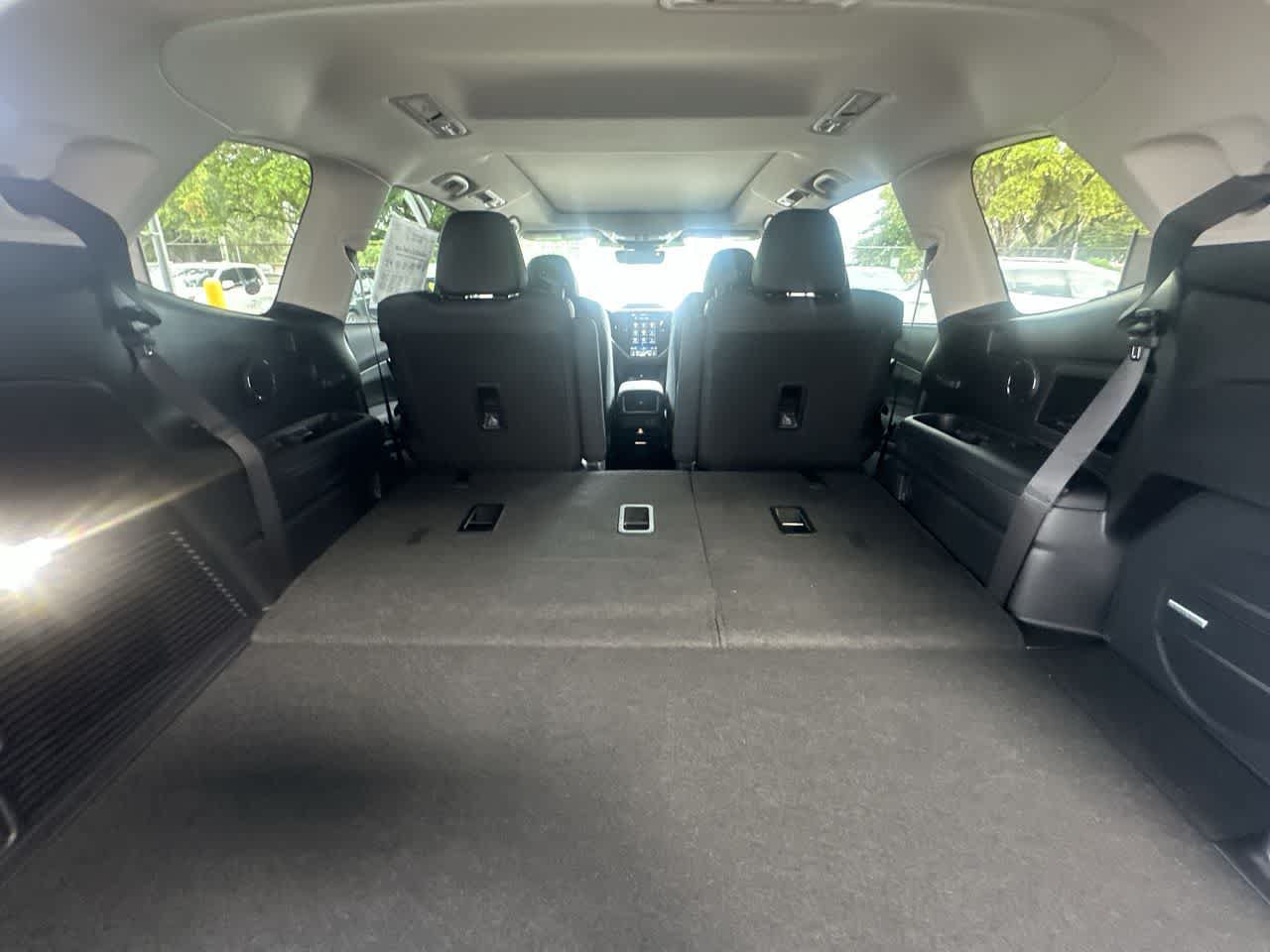 New 2026 Subaru Ascent Limited AWD/4WD image 25