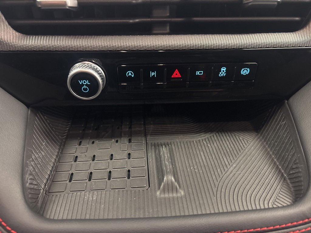 Used 2025 Ford Explorer ST w/ Sun And Sound Package image 24