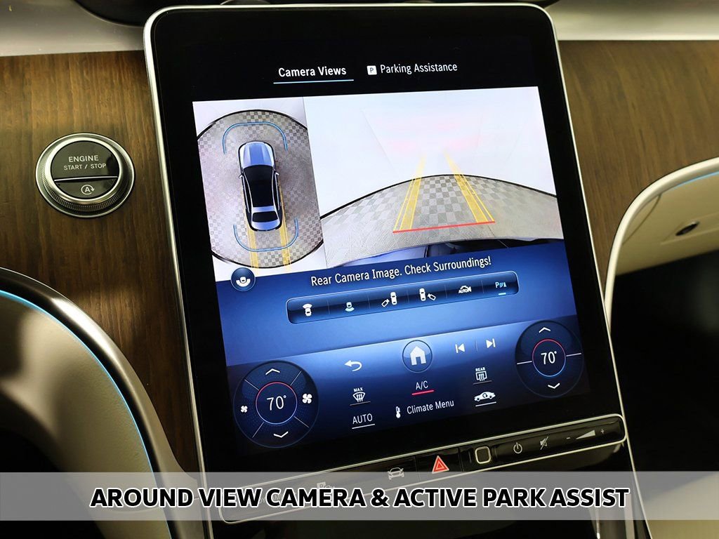 Used 2023 Mercedes-Benz C 300 4MATIC Sedan w/ Exclusive Trim Package image 5