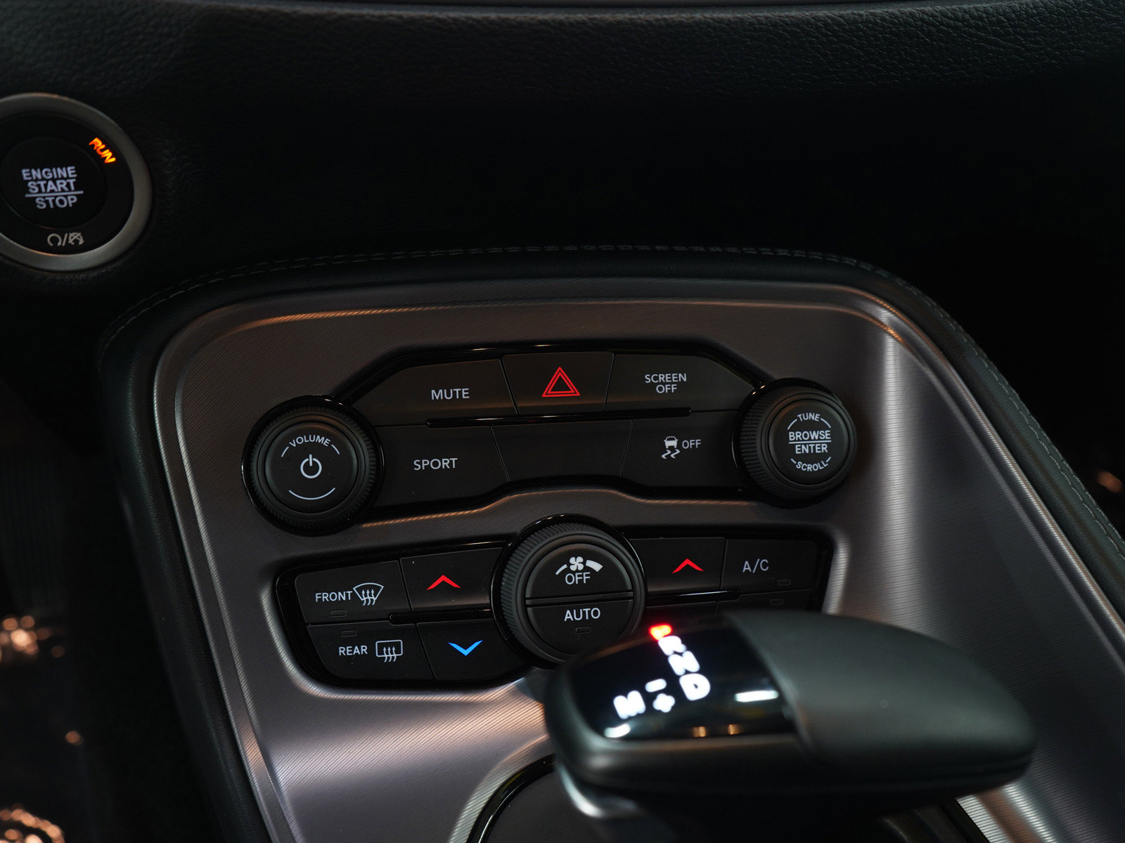 Used 2023 Dodge Challenger SXT w/ Blacktop Package image 19