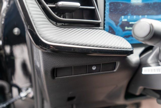 New 2026 Nissan Kicks SR w/ Cold Weather Package image 15