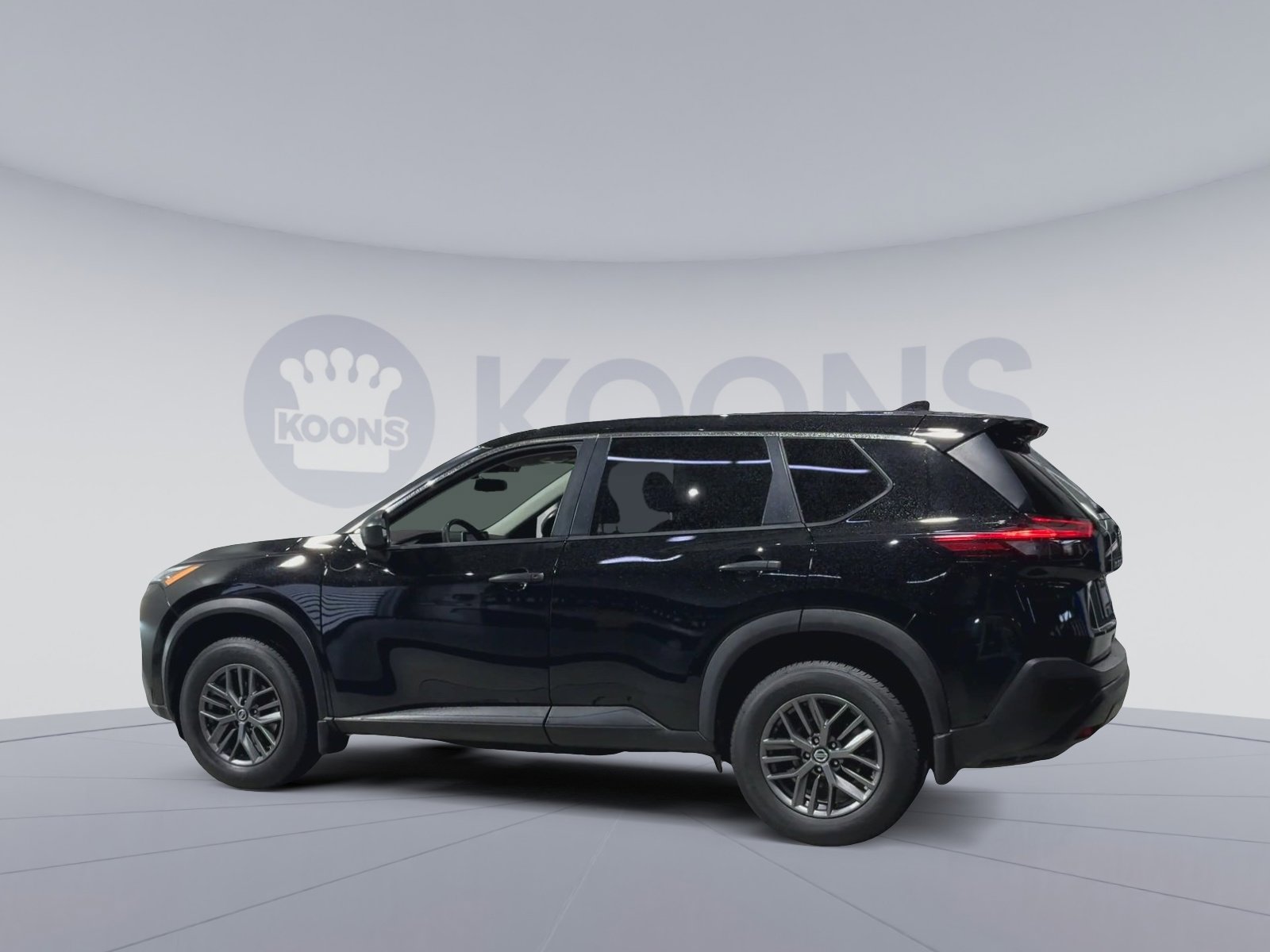 Used 2021 Nissan Rogue S image 8