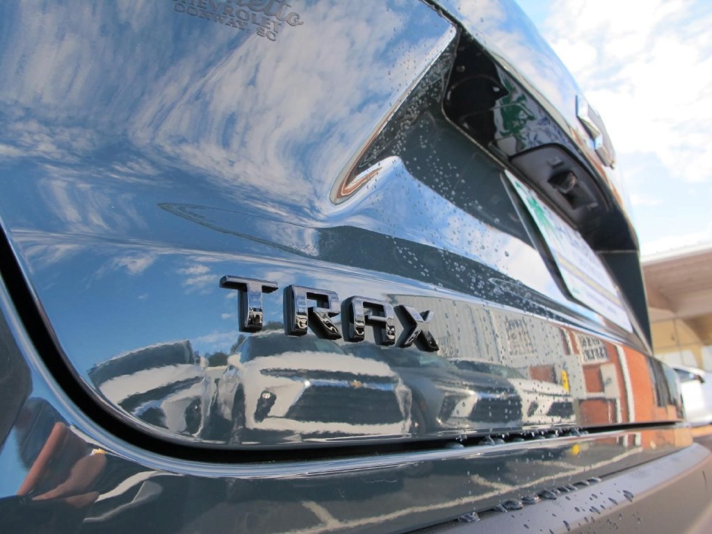 New 2026 Chevrolet Trax LT w/ Driver Confidence Package FWD image 8