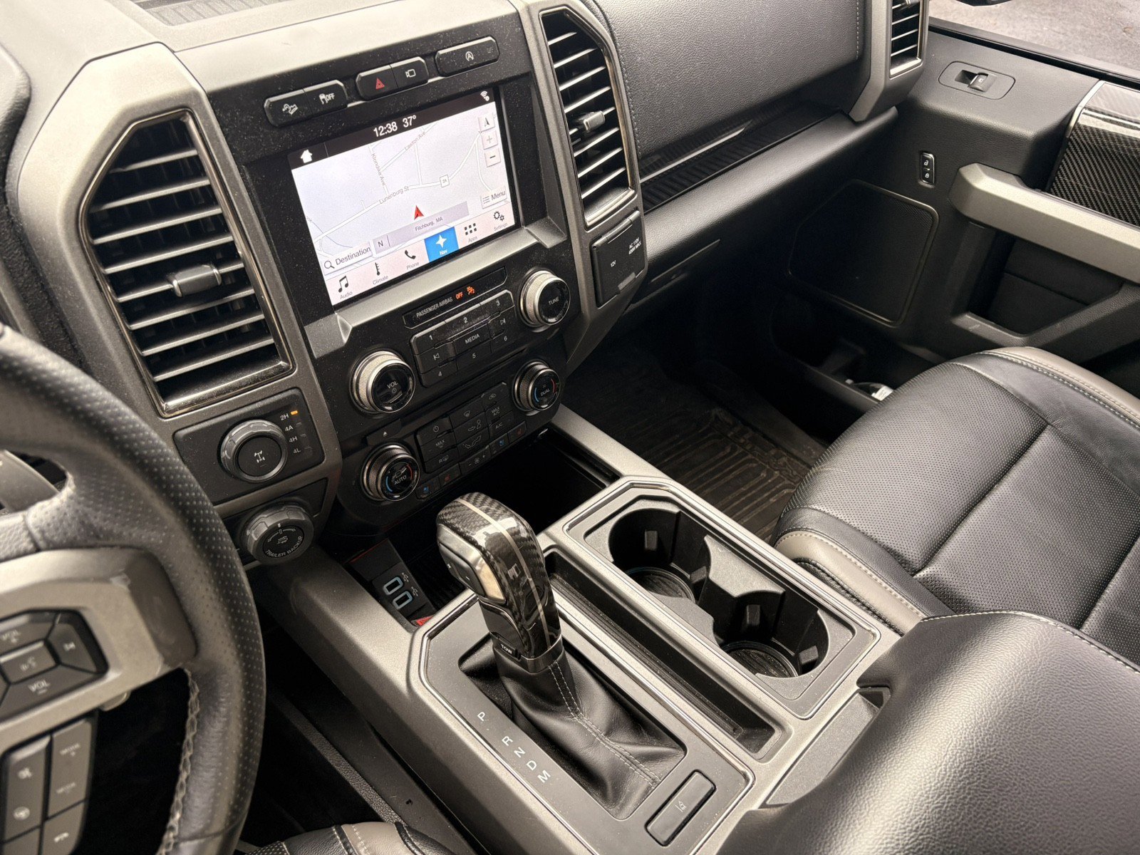 Used 2018 Ford F150 Raptor w/ Equipment Group 802A Luxury image 29