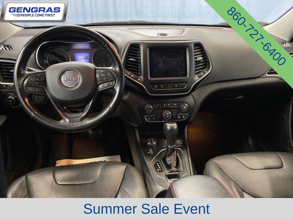 Used 2020 Jeep Cherokee Trailhawk AWD/4WD image 29