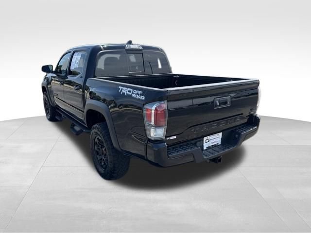 Used 2022 Toyota Tacoma TRD Off-Road w/ Technology Package RWD image 3