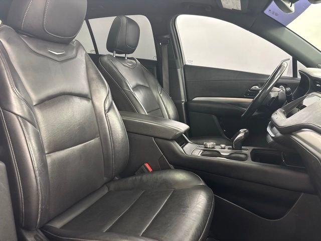 Used 2019 Cadillac XT4 Premium Luxury image 17