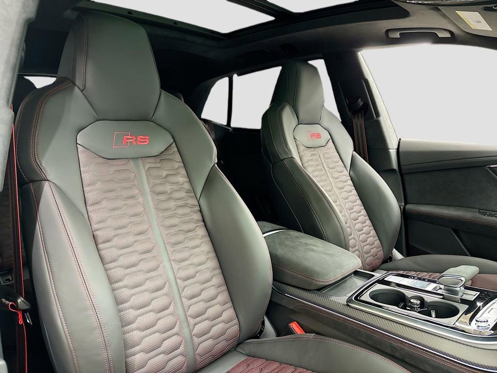 New 2026 Audi RS Q8 performance image 15