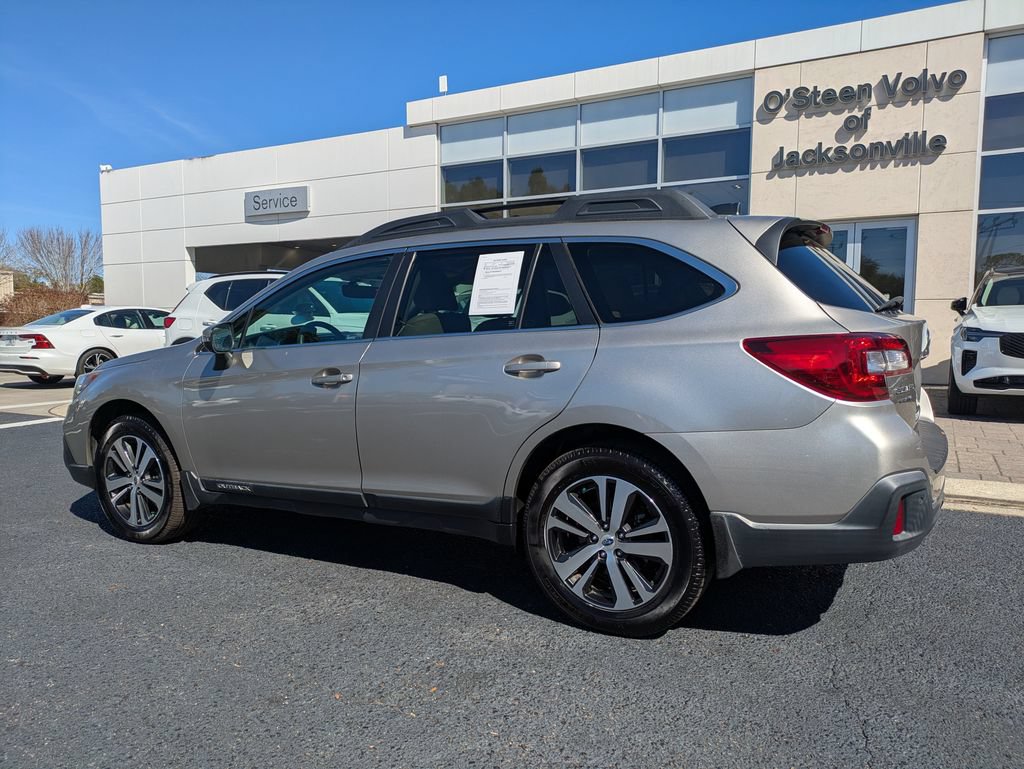 Used 2019 Subaru Outback 2.5i Limited AWD/4WD image 4