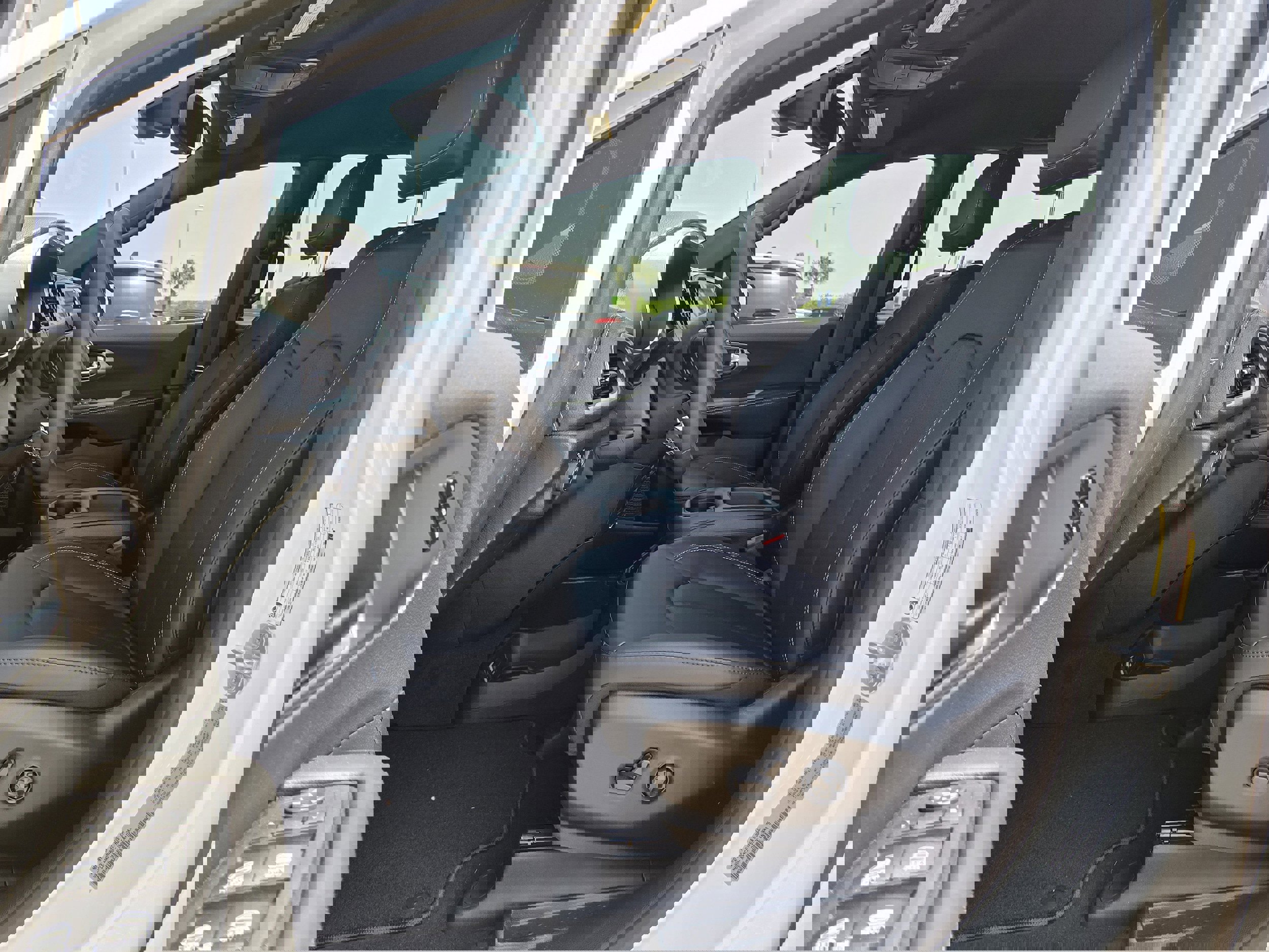 New 2026 Chrysler Pacifica Select image 12