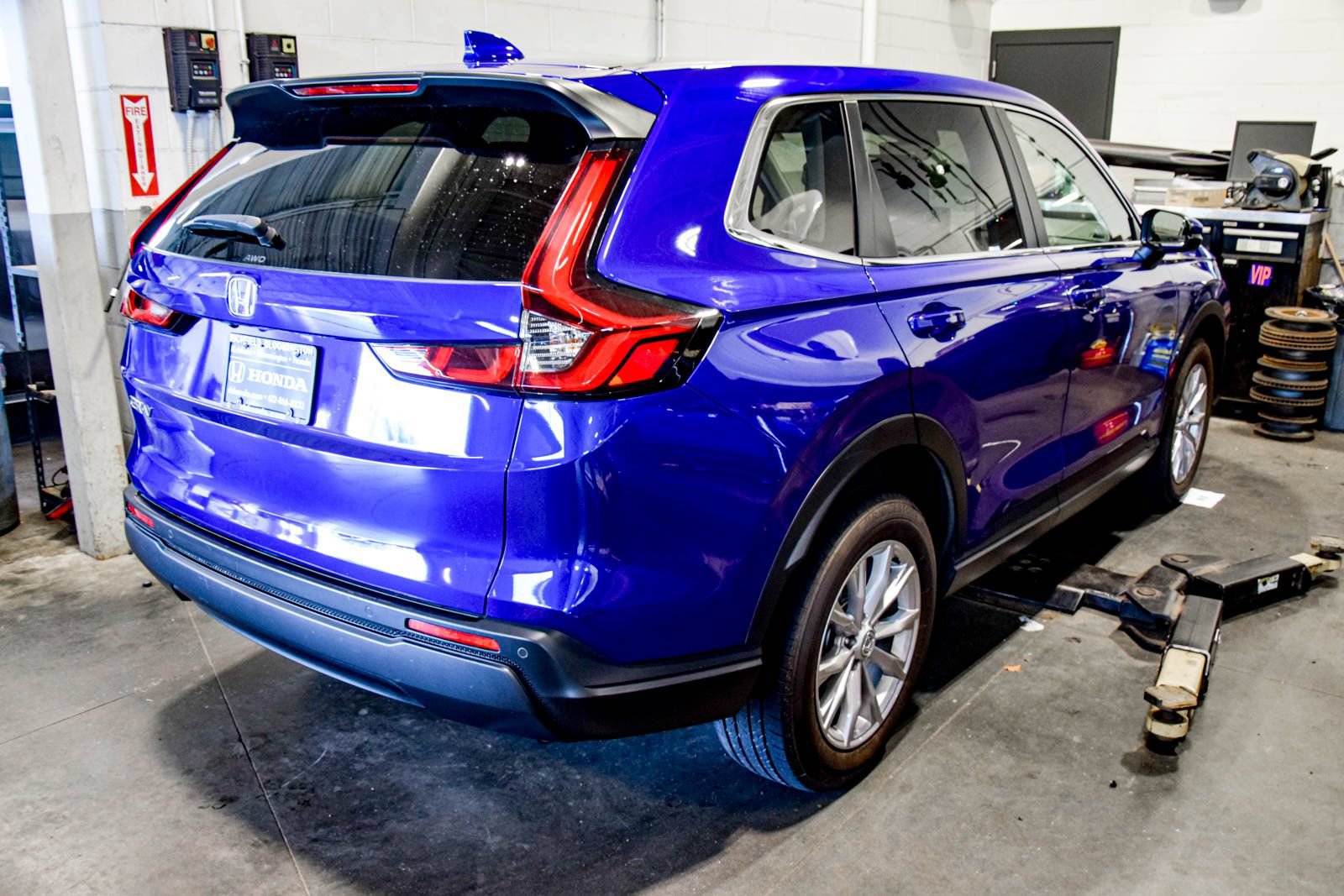 Used 2024 Honda CR-V EX-L image 5