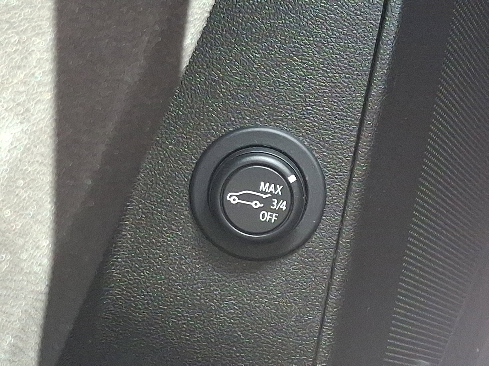 Used 2022 Chevrolet Equinox RS w/ LPO, Floor Liner Package AWD/4WD image 26