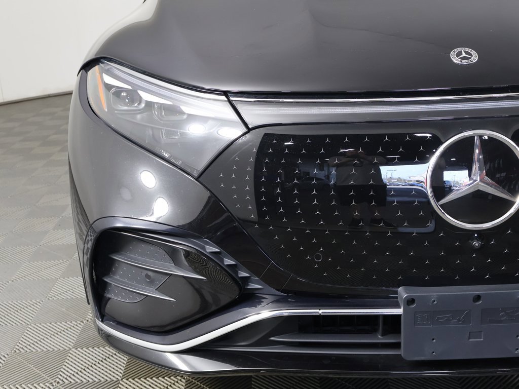 Used 2023 Mercedes-Benz EQS 580 4MATIC SUV image 14