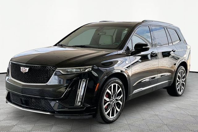 Certified 2024 Cadillac XT6 Sport w/ Technology Package AWD/4WD image 3
