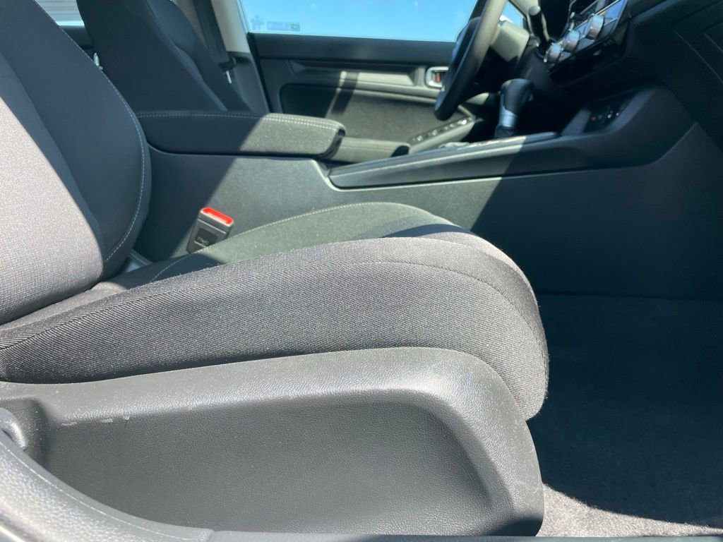 Certified 2025 Honda Civic LX image 29