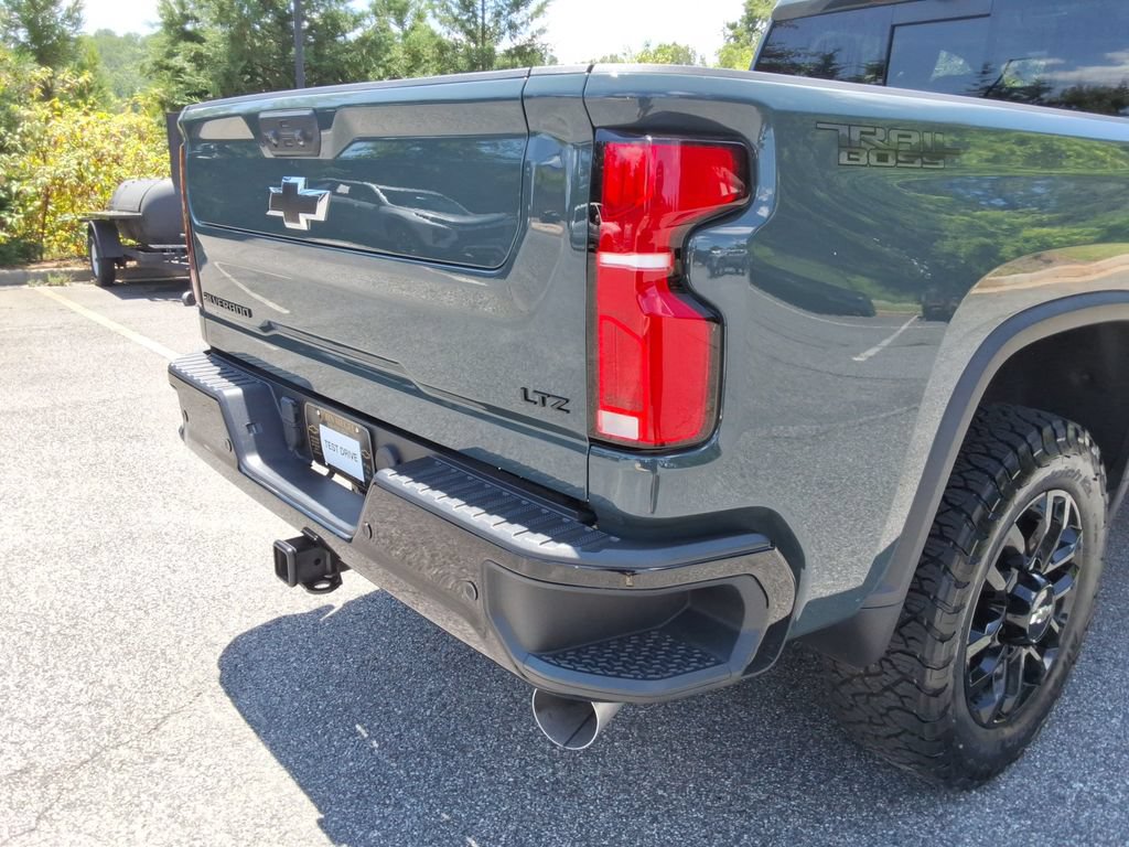 Certified 2025 Chevrolet Silverado 2500 LTZ w/ Trail Boss Package AWD/4WD image 18