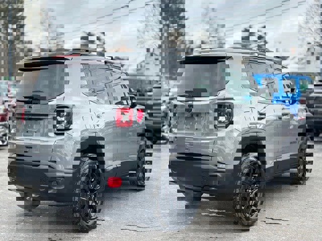 Used 2022 Jeep Renegade Altitude w/ Convenience Group image 6