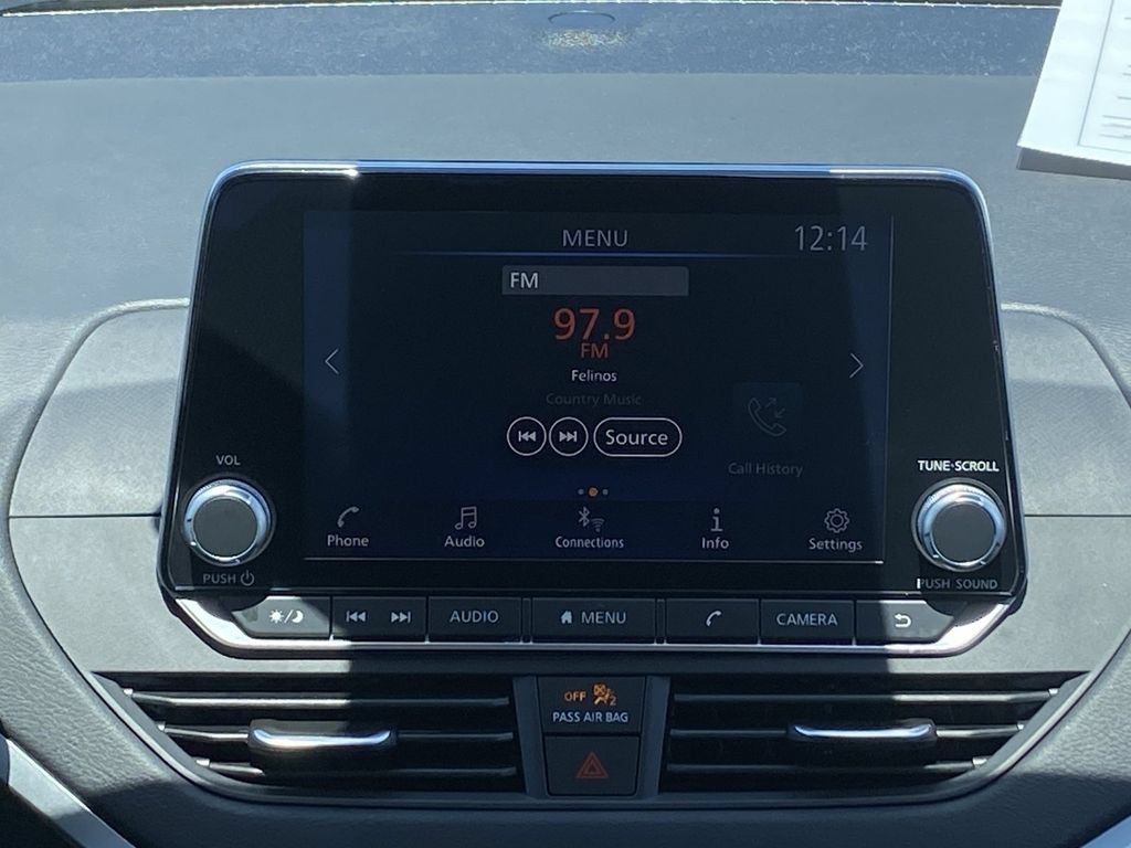 Used 2025 Nissan Altima 2.5 S FWD image 29