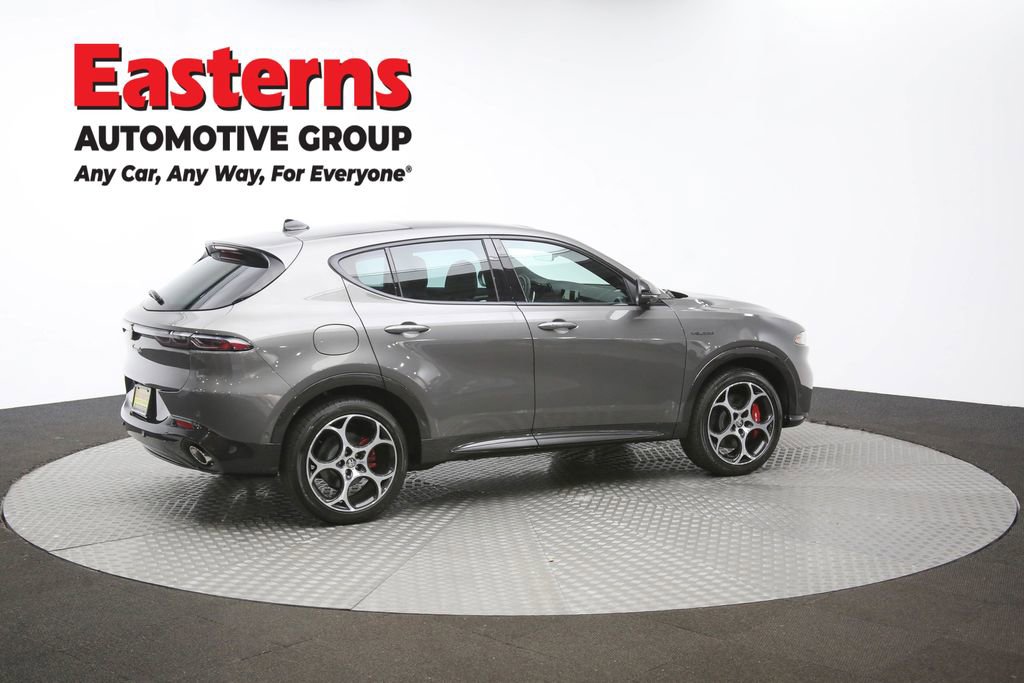 Used 2024 Alfa Romeo Tonale Veloce w/ Active Assist Package image 40