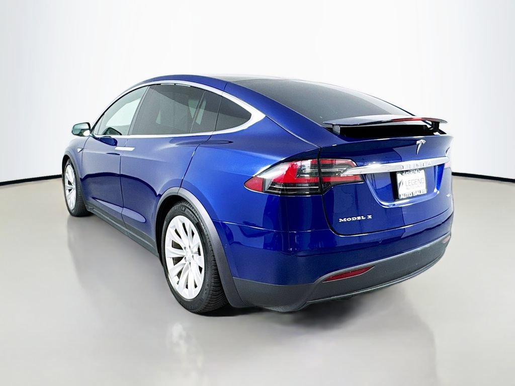 Used 2016 Tesla Model X 90D AWD/4WD image 7