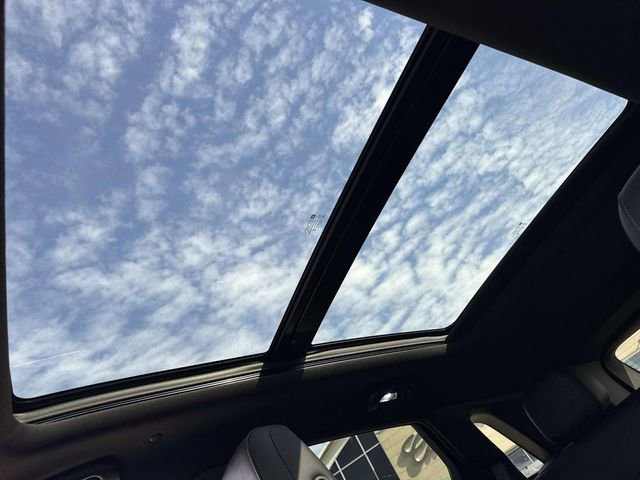 Used 2022 Cadillac XT5 Premium Luxury w/ Technology Package image 17