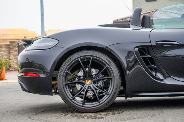 Used 2025 Porsche 718 Boxster image 10
