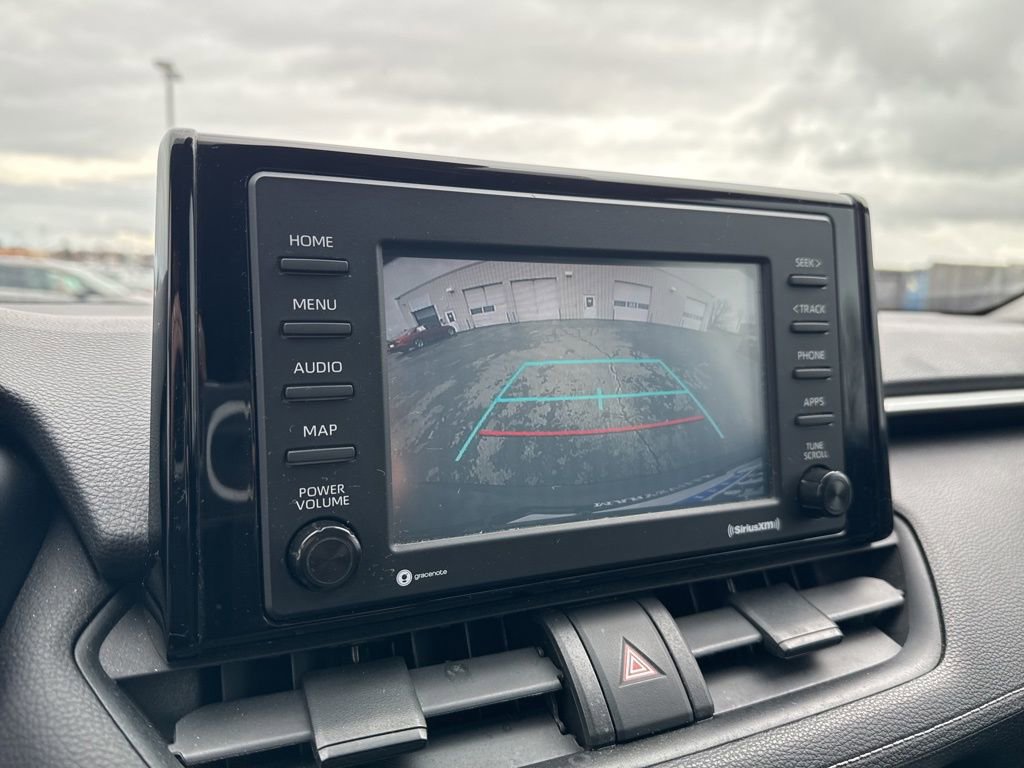 Used 2020 Toyota RAV4 XLE image 22