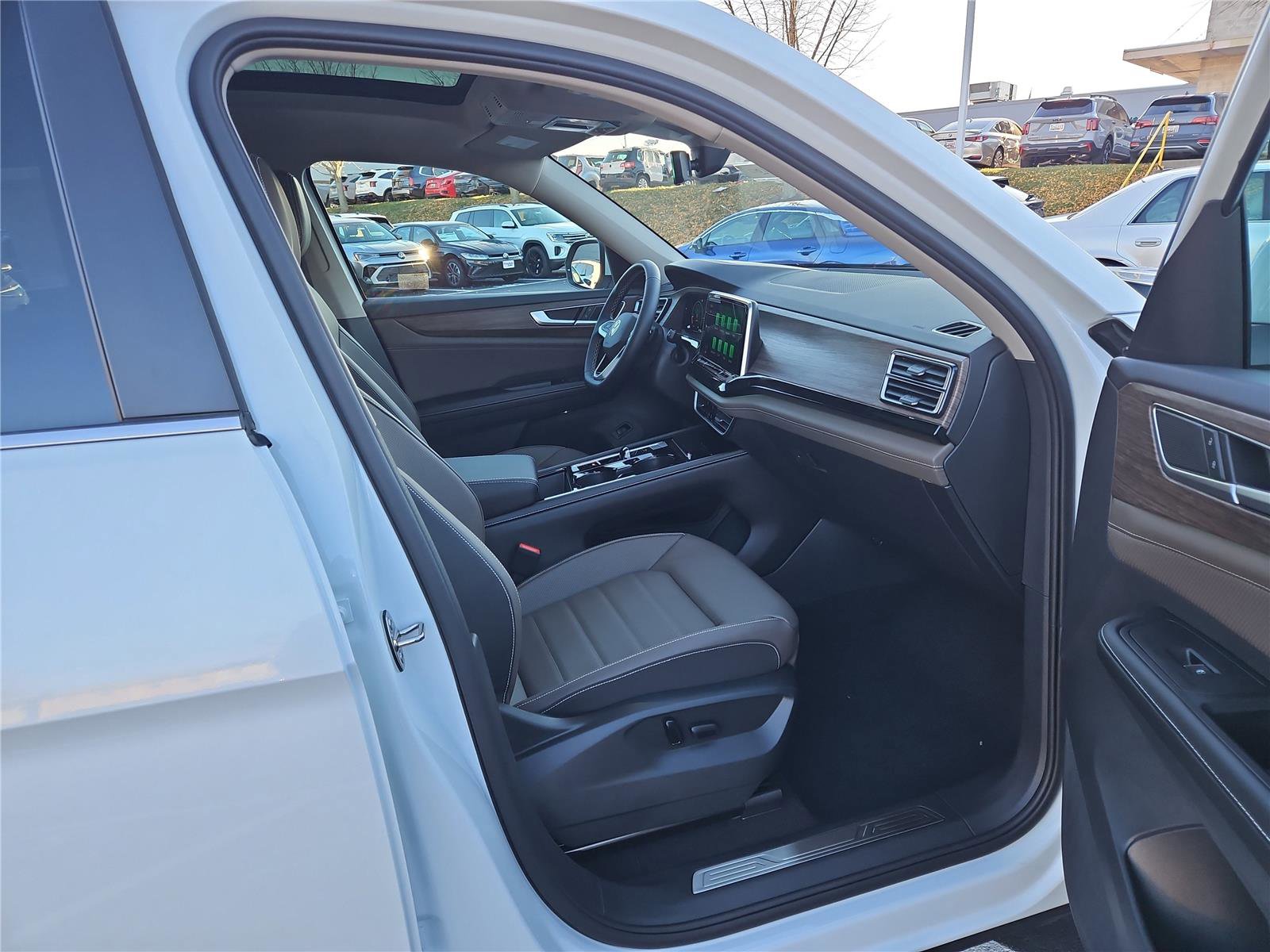 New 2026 Volkswagen Atlas SEL image 29