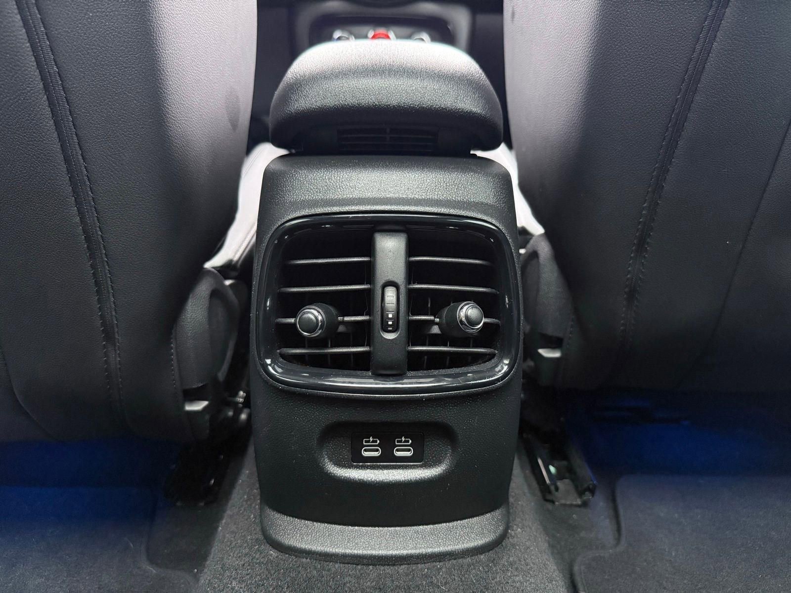 Used 2019 MINI Cooper Clubman S w/ Storage Package image 32